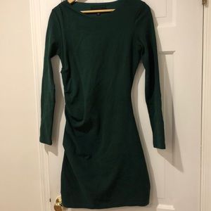 Adelyn Rae Ruched green long sleeve dress - M